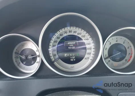 2014 Mercedes-Benz C 300 Sport 4Matic z USA, uszkodzony, nr VIN WDDGF8AB2EA962870